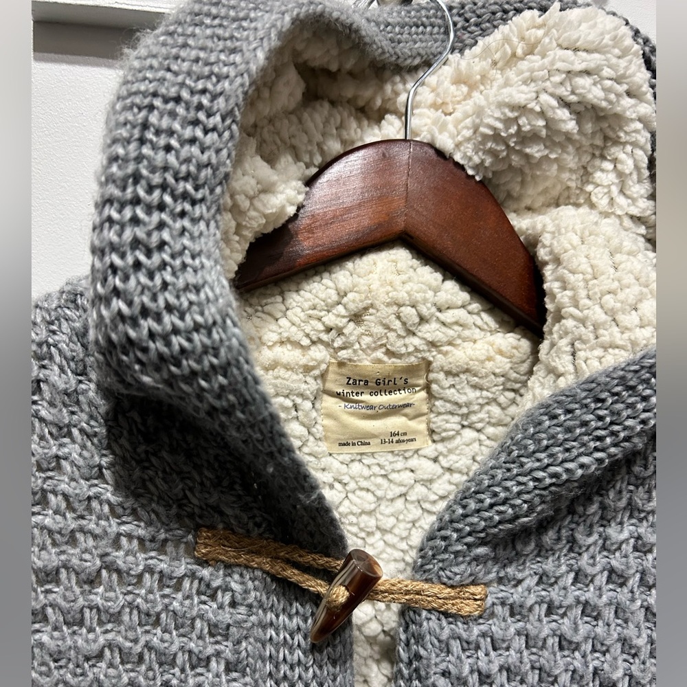 Zara girl’s winter collection teddy bear hooded cardigan